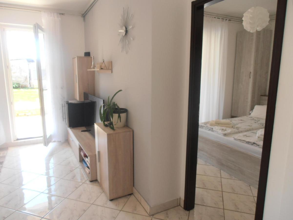 Apartment Steblaj Pola Esterno foto