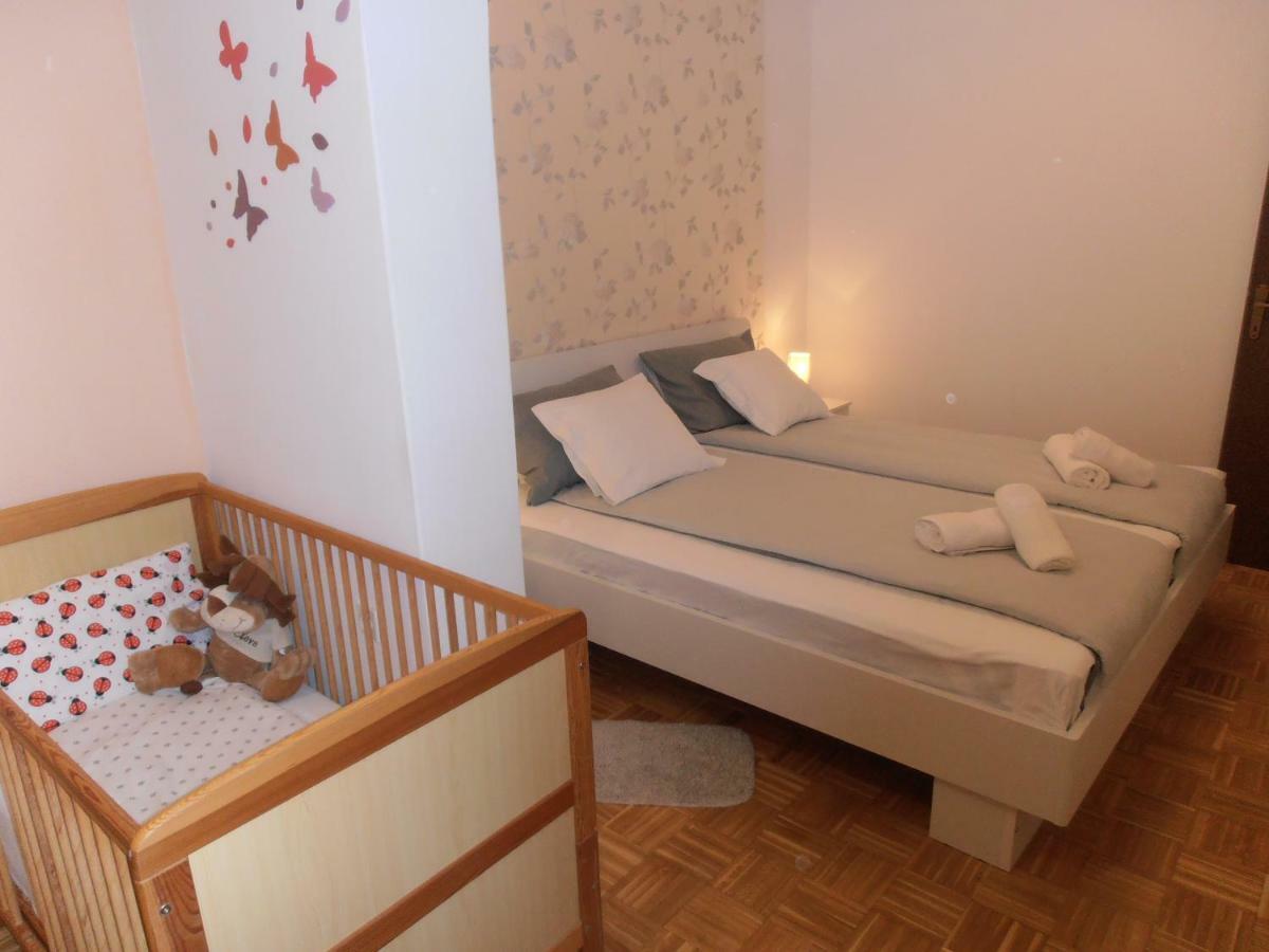 Apartment Steblaj Pola Esterno foto