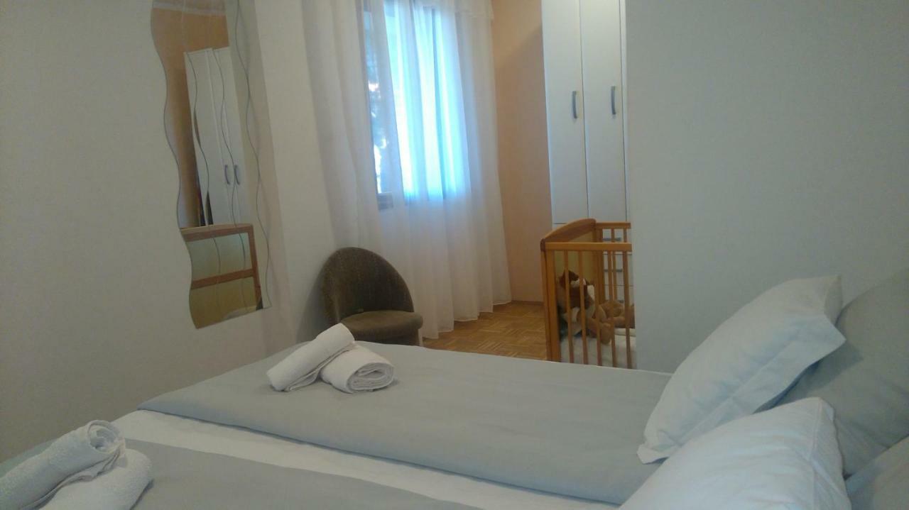 Apartment Steblaj Pola Esterno foto